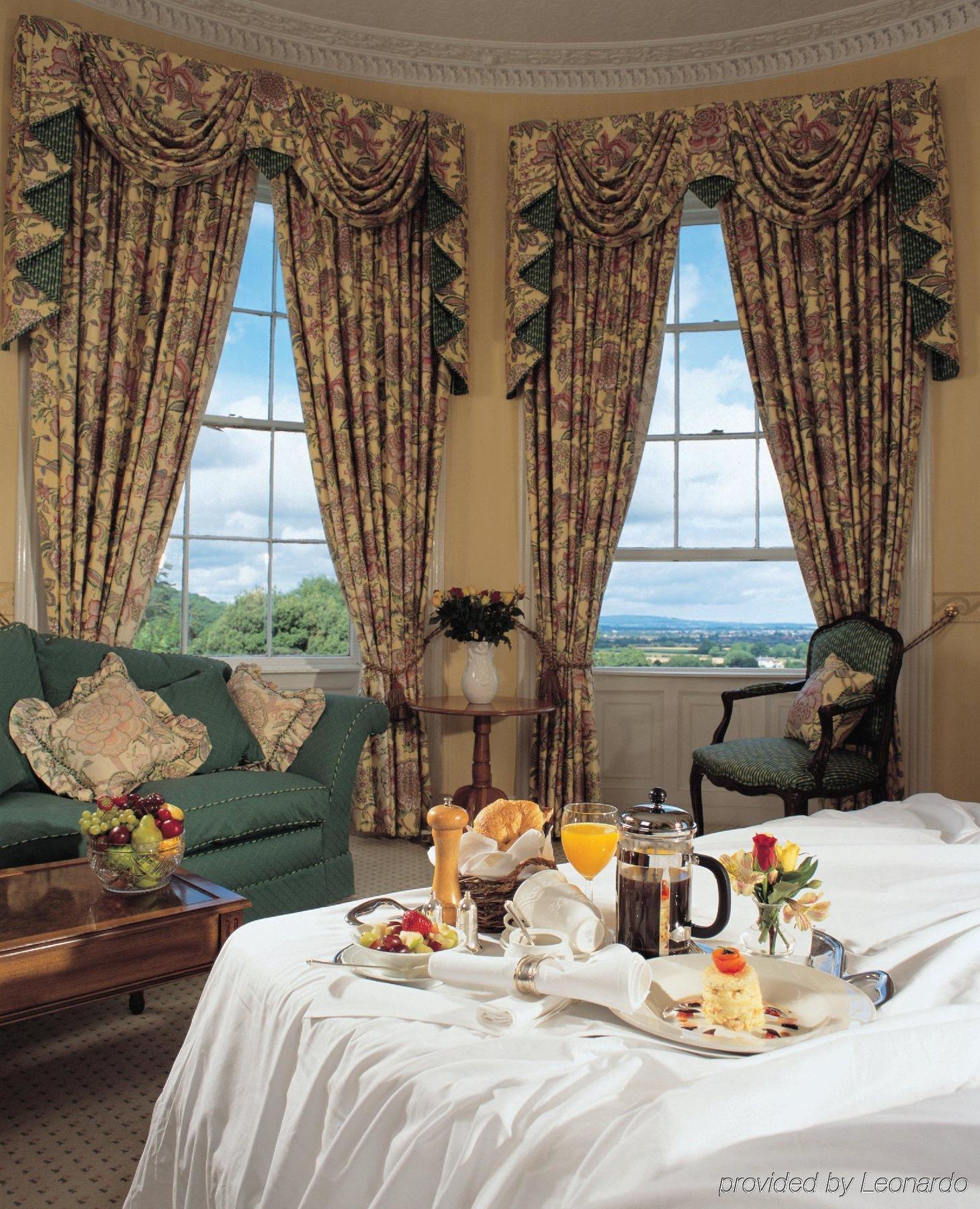 The Mount Somerset Taunton Bagian luar foto